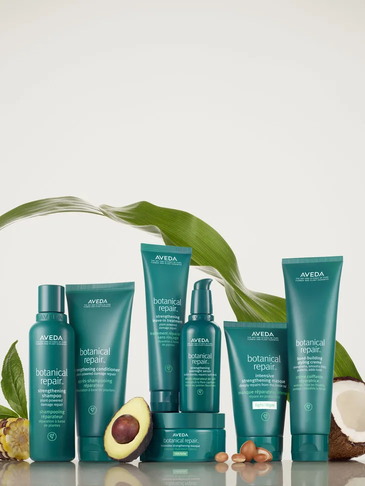 Aveda - thương hiệu làm đẹp Chăm sóc tóc cao cấp 100% Thuần chay Botanical Repair, dòng sản phẩm chăm sóc tóc hư tổn bán chạy nhất toàn cầu của Aveda.