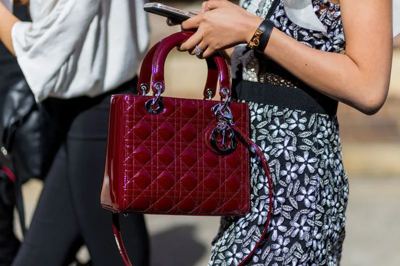 Giới thiệu sách hay The little dictionary of fashion - Christian Dior Giới thiệu sách hay The little dictionary of fashion - Christian Dior