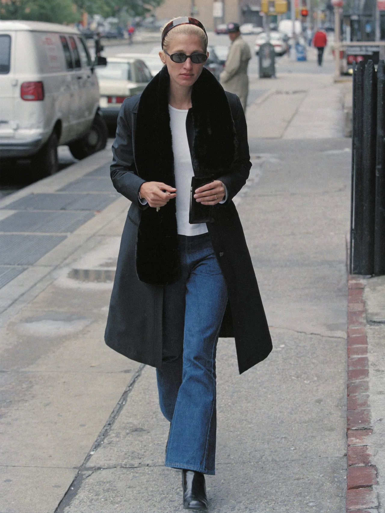 Chiếc kính gắn liền với Carolyn Bessette-Kennedy.