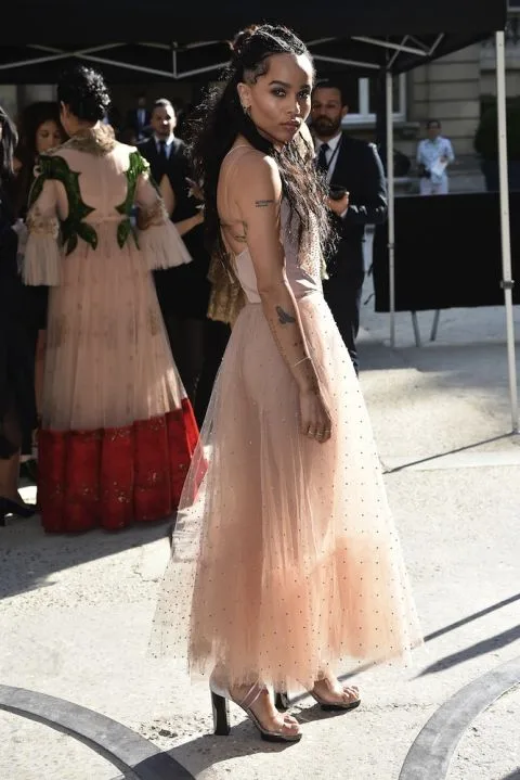 Phong cách thời trang Zoe Kravitz - ELLE VN