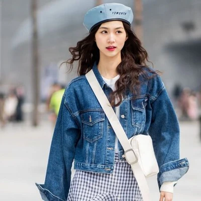 Mũ beret xanh lam