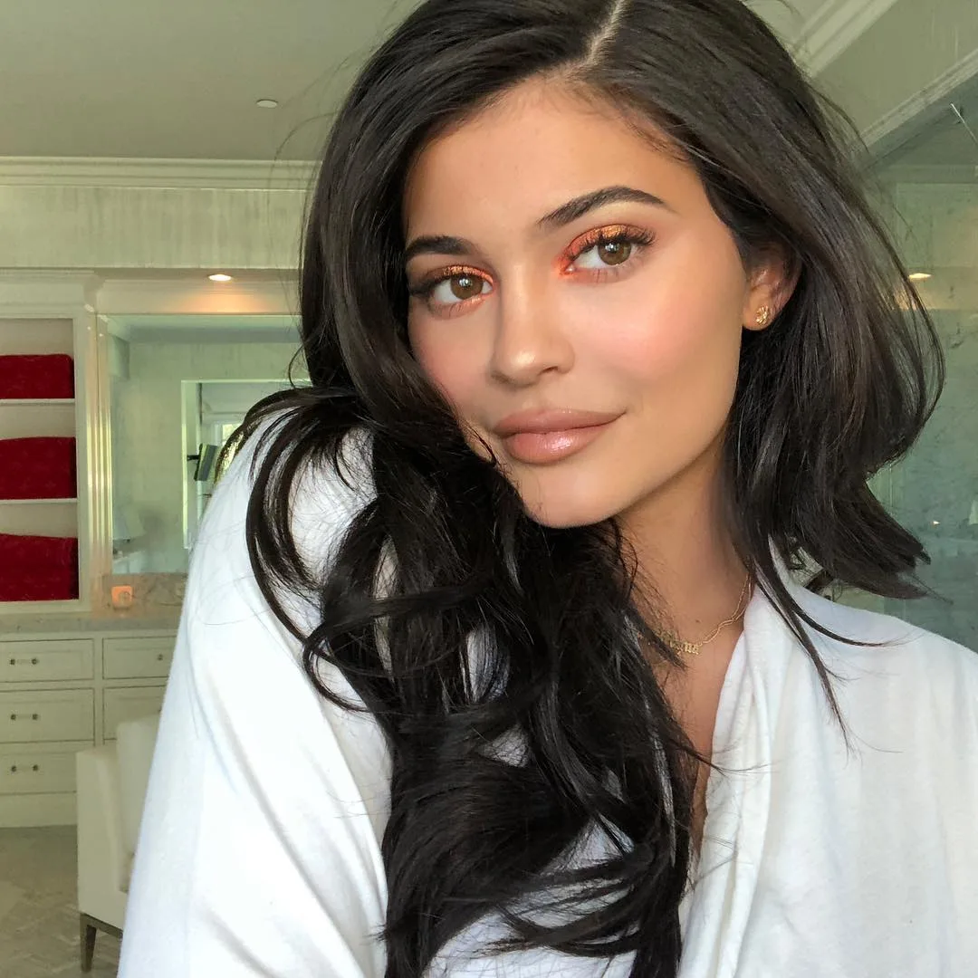 điểm tin sao quốc tế Kylie Jenner 10