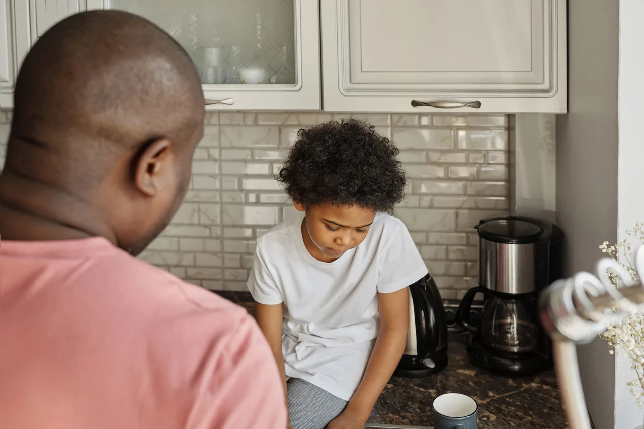 people pleasing: Bạn có đang quá cố gắng để làm hài lòng người khác?