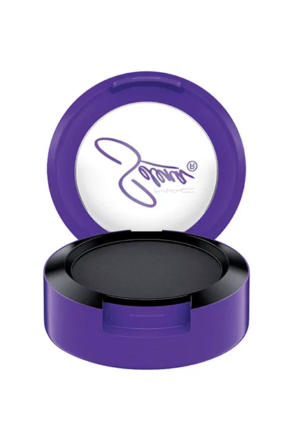 Rúng động trước BST MAC Cosmetic x Selena ELLE VN