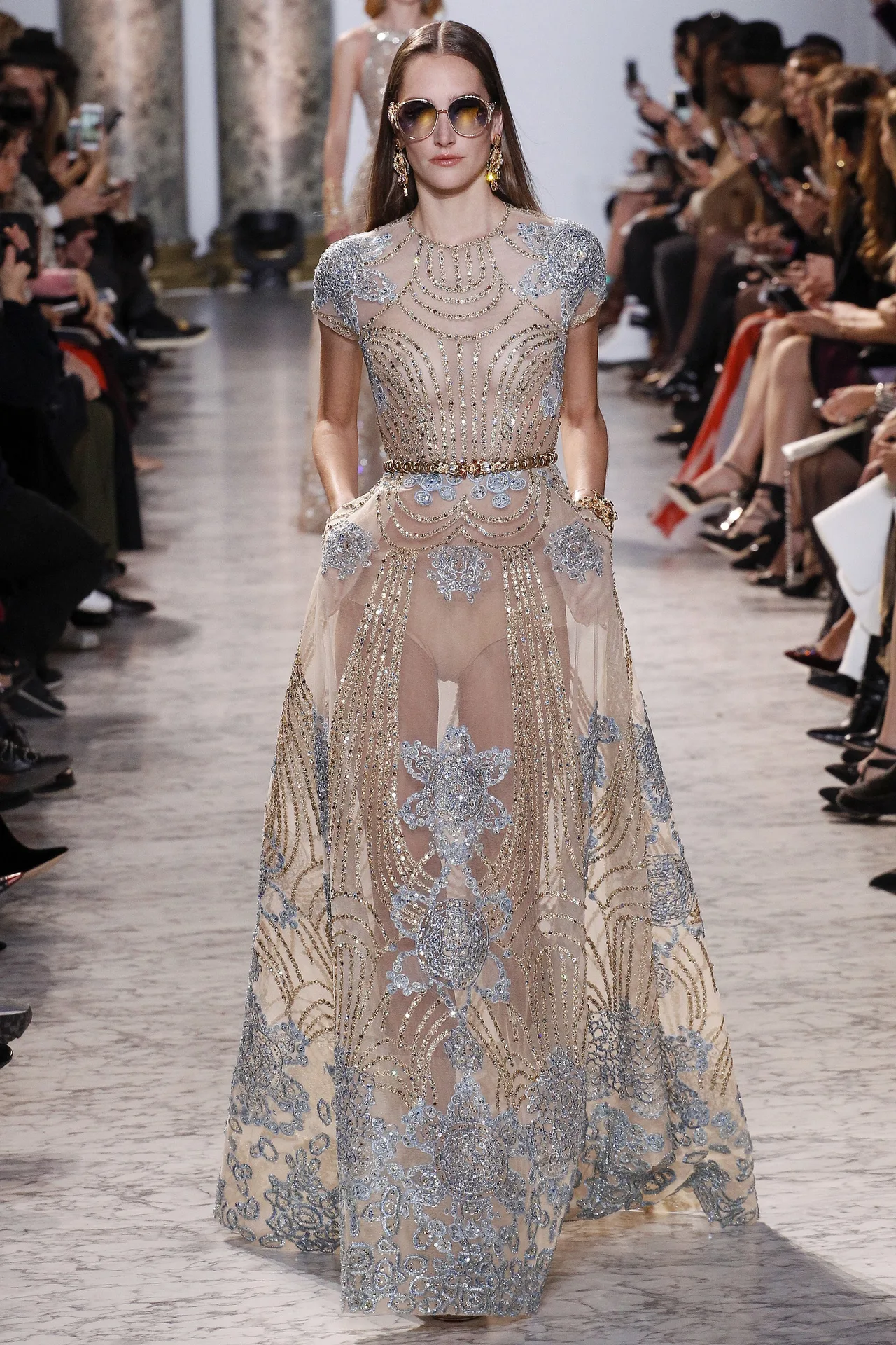 Những BST nổi bật tại tuần lễ Haute Couture Xuân-Hè 2017 - ELLE VN