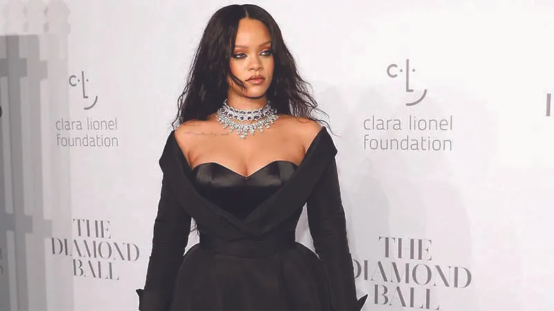 Rihanna: Con đường sự nghiệp toả sáng khi được là chính mình