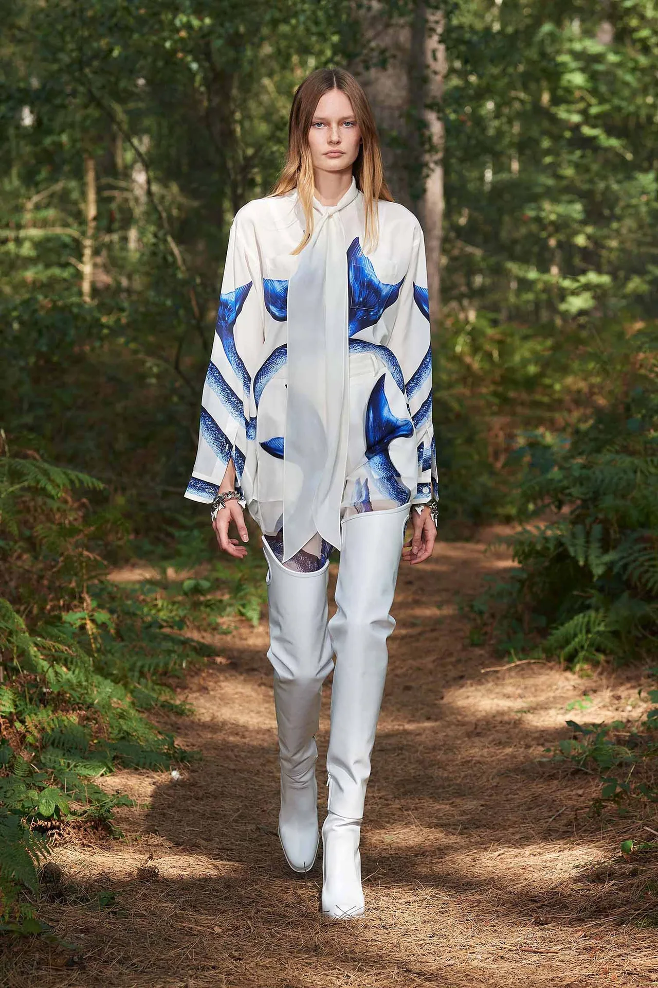 BST Xuân Hè 2021 Burberry Look 06