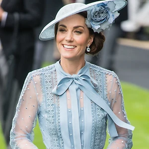 kate middleton phong cách điển hình nàng ma kết