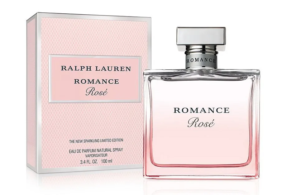 cách xịt nước hoa Ralph Lauren