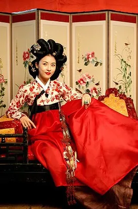 Mỹ nhân Hàn Quốc nổi bật với đôi môi căng mọng