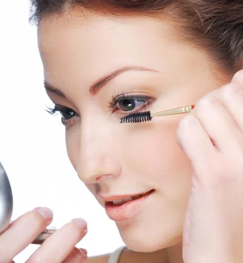 Mascara-tips-for-Bottom-Eyelashes-2