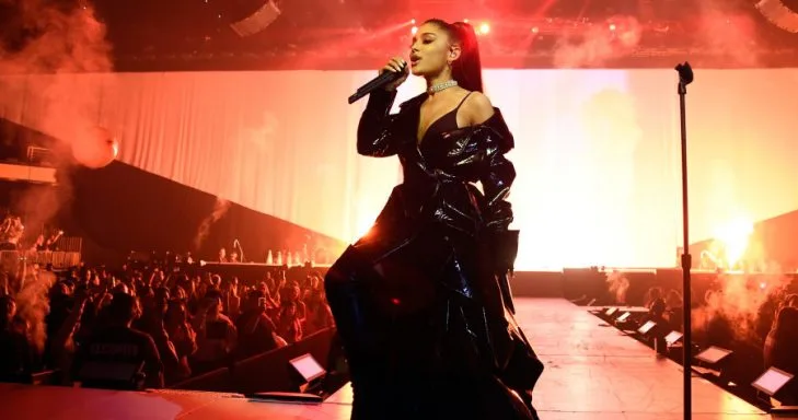 Việt Nam đã sẵn sàng để đón tour diễn “Dangerous Woman” của Ariana Grande Việt Nam đã sẵn sàng để đón tour diễn “Dangerous Woman” của Ariana Grande
