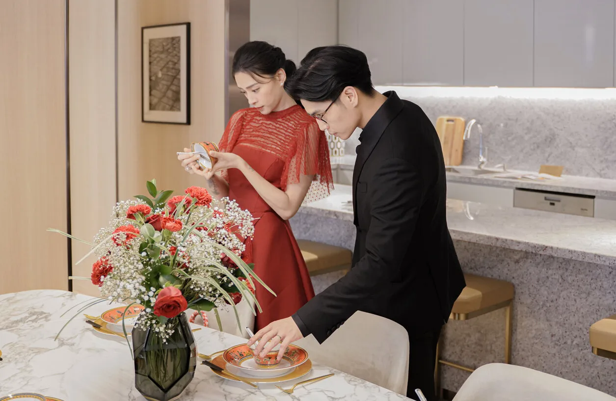 ngô thanh vân và huy trần tại grand marina saigon
