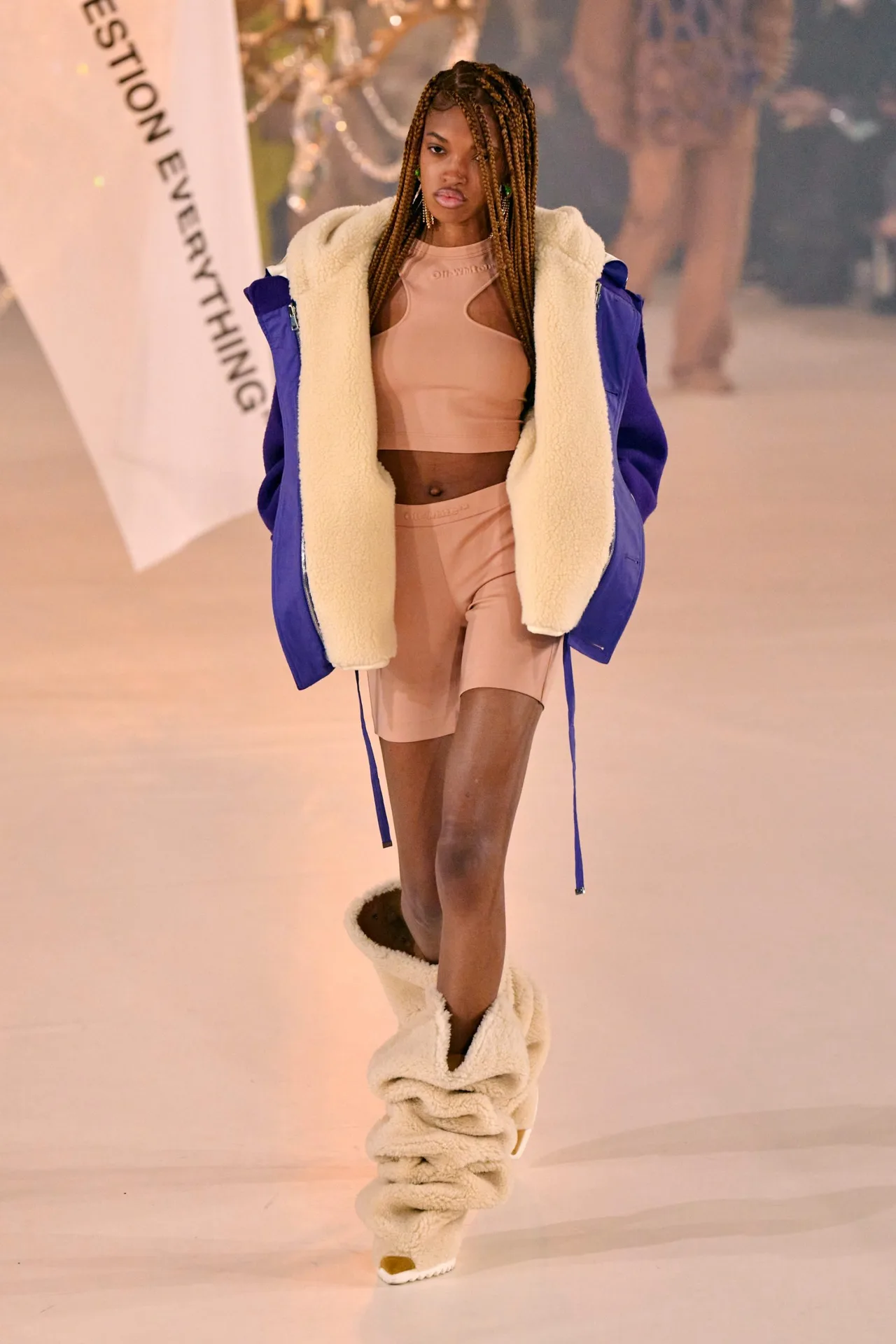 Off-White Thu Đông 2022 look 36