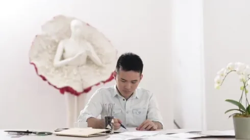 NTK Le Thanh Hoa chuan bi cho BST Lam Vu (2)