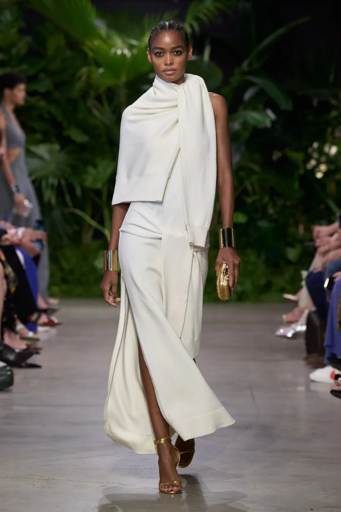 MK xuân hè 2023 look 54