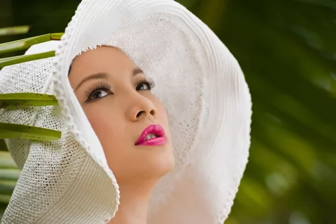 Chặng đường nhan sắc của siêu mẫu Xuân Lan qua năm tháng