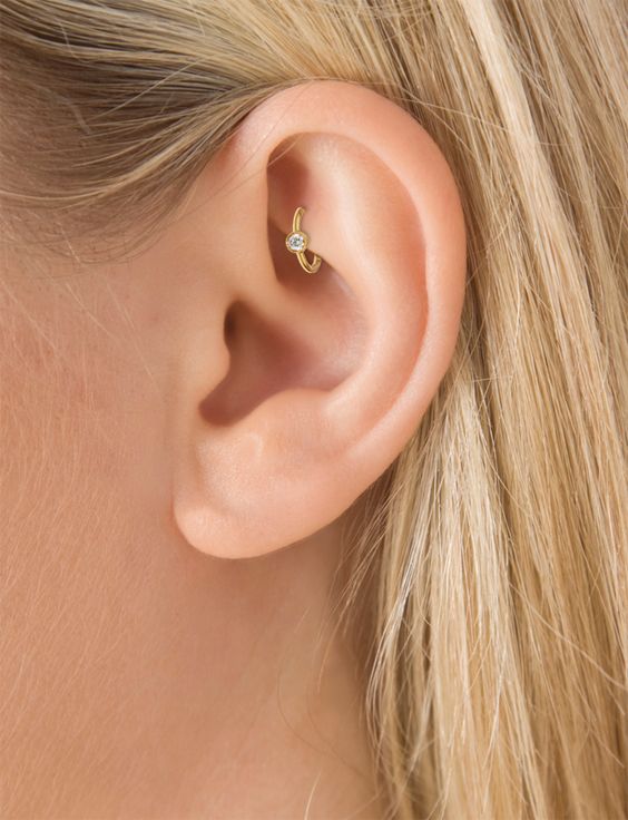 Xỏ lỗ Rook - vị trí bấm lỗ tai đẹp