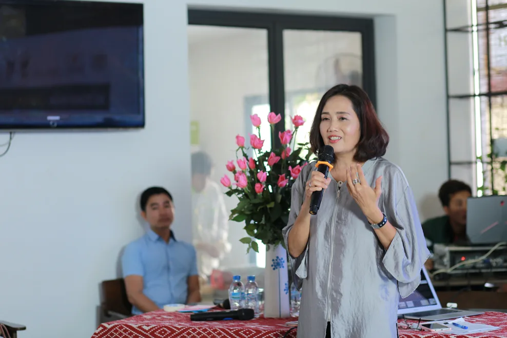 Bà Nguyễn Thị Sen Hoa chia sẻ tại sự kiện