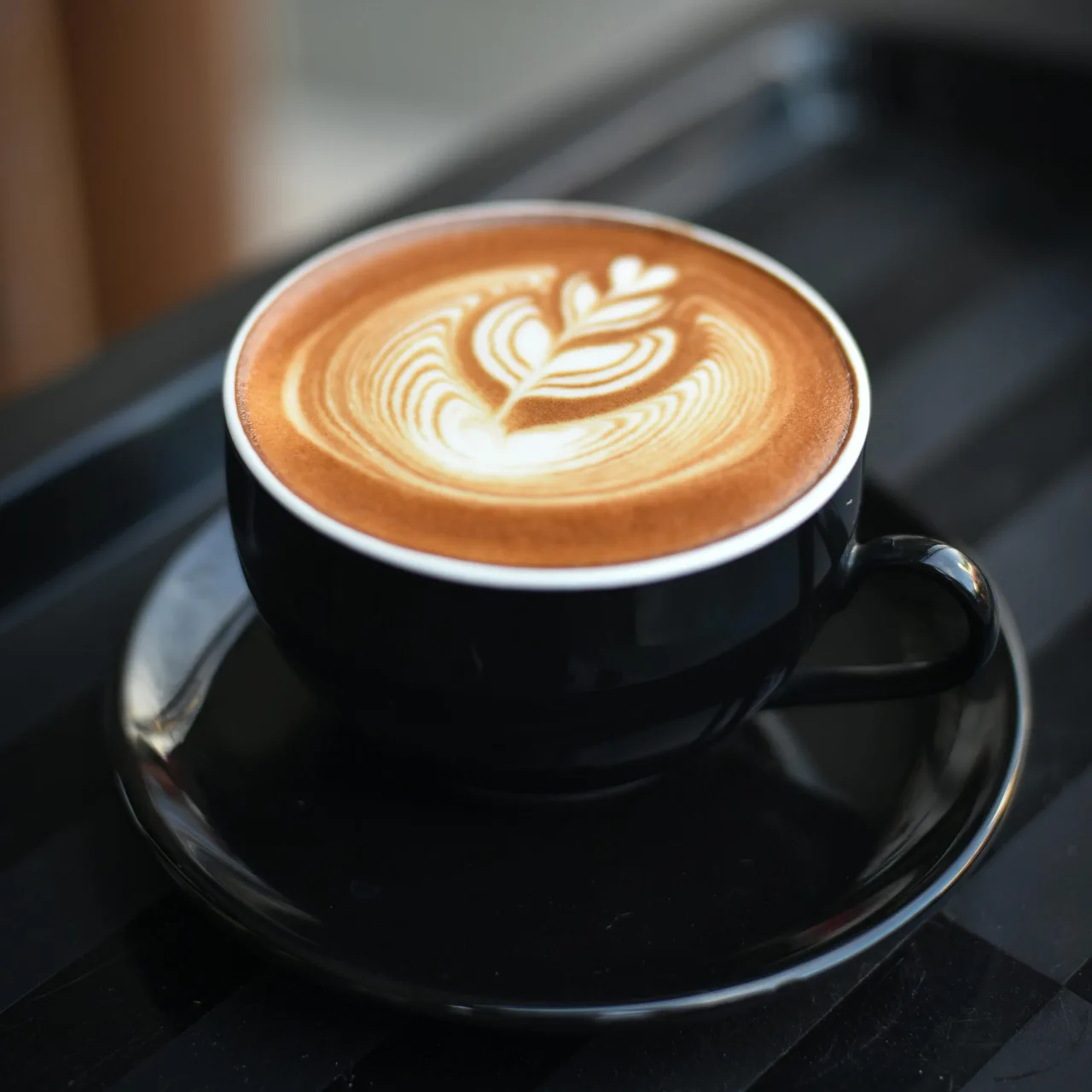Hình ảnh ly cappuccino nóng.