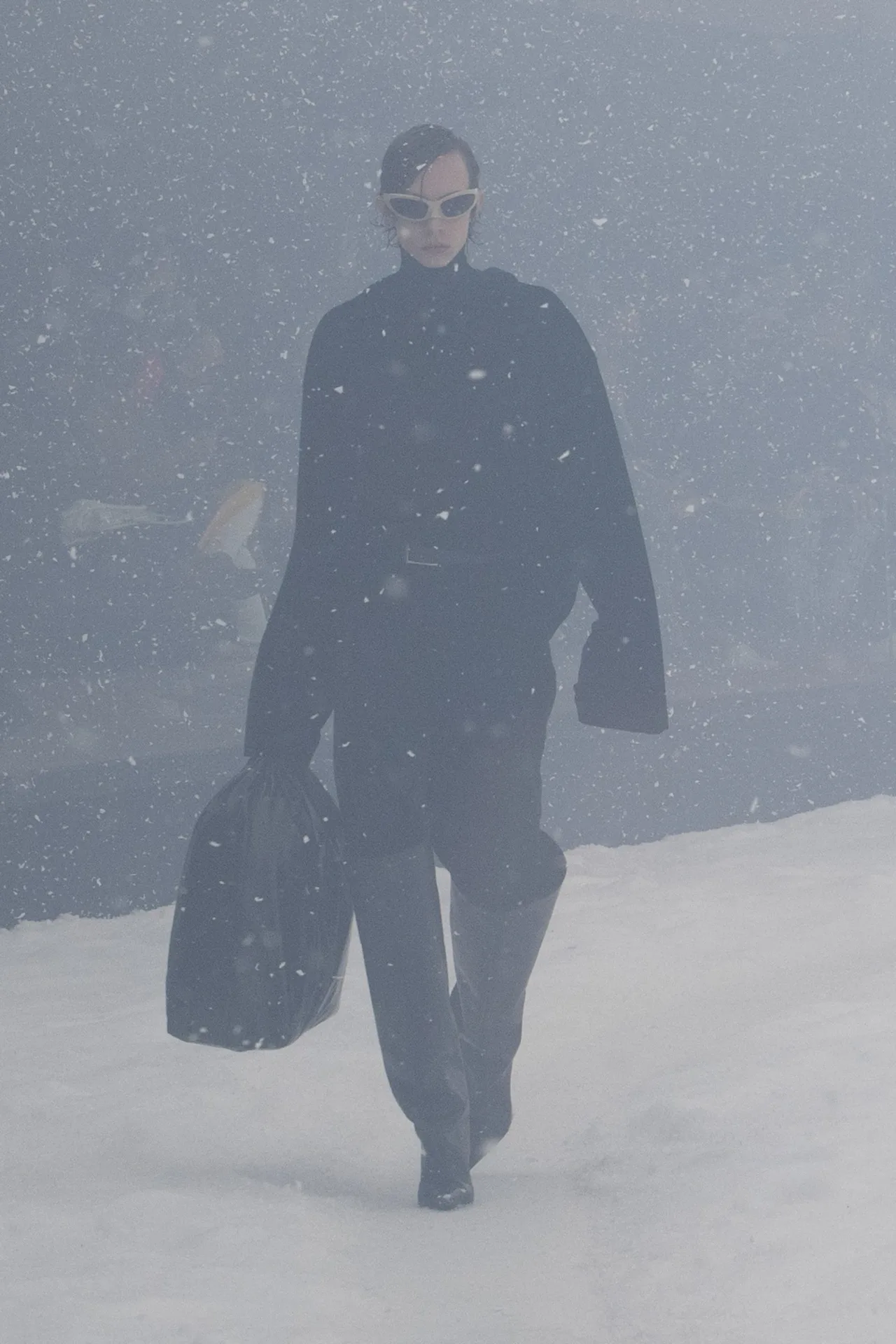 Balenciaga RTW Thu Đông 2022 look 24