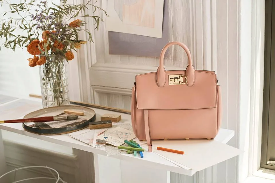 salvatore ferragamo studio bag (4) salvatore ferragamo studio bag (4)