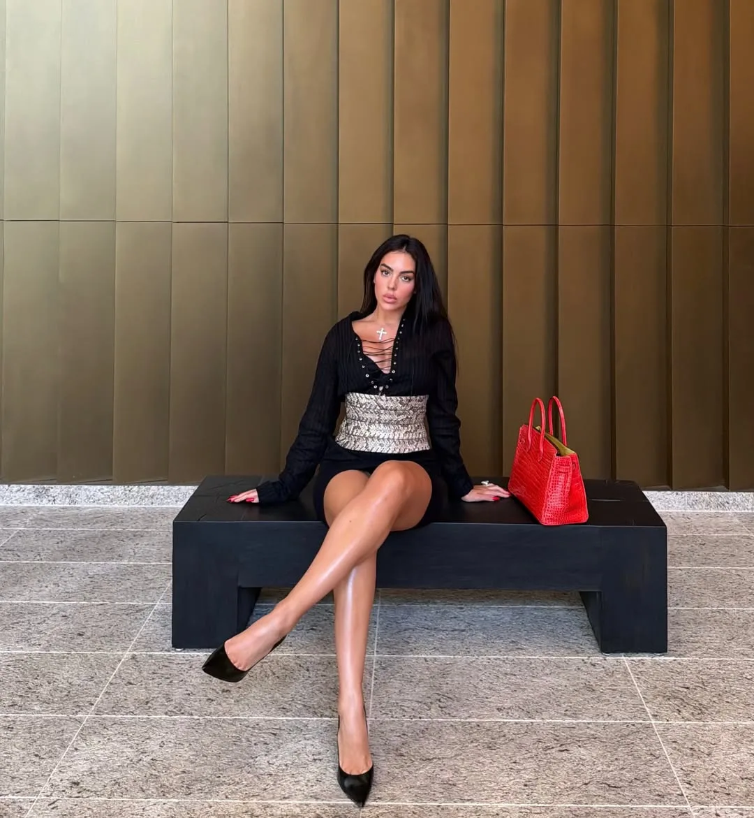 Georgina Rodriguez - vợ cầu thủ Ronaldo
