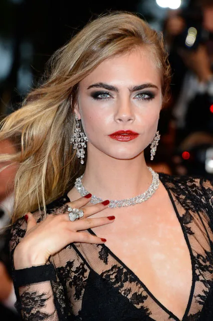 cara-delevingne-canes-close-up
