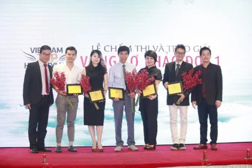 Các thành viên trong Ban Giám Khảo
