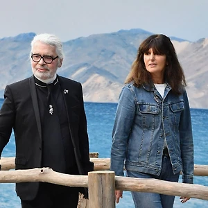 biểu tượng thời trang karl lagerfeld vs virginie viard