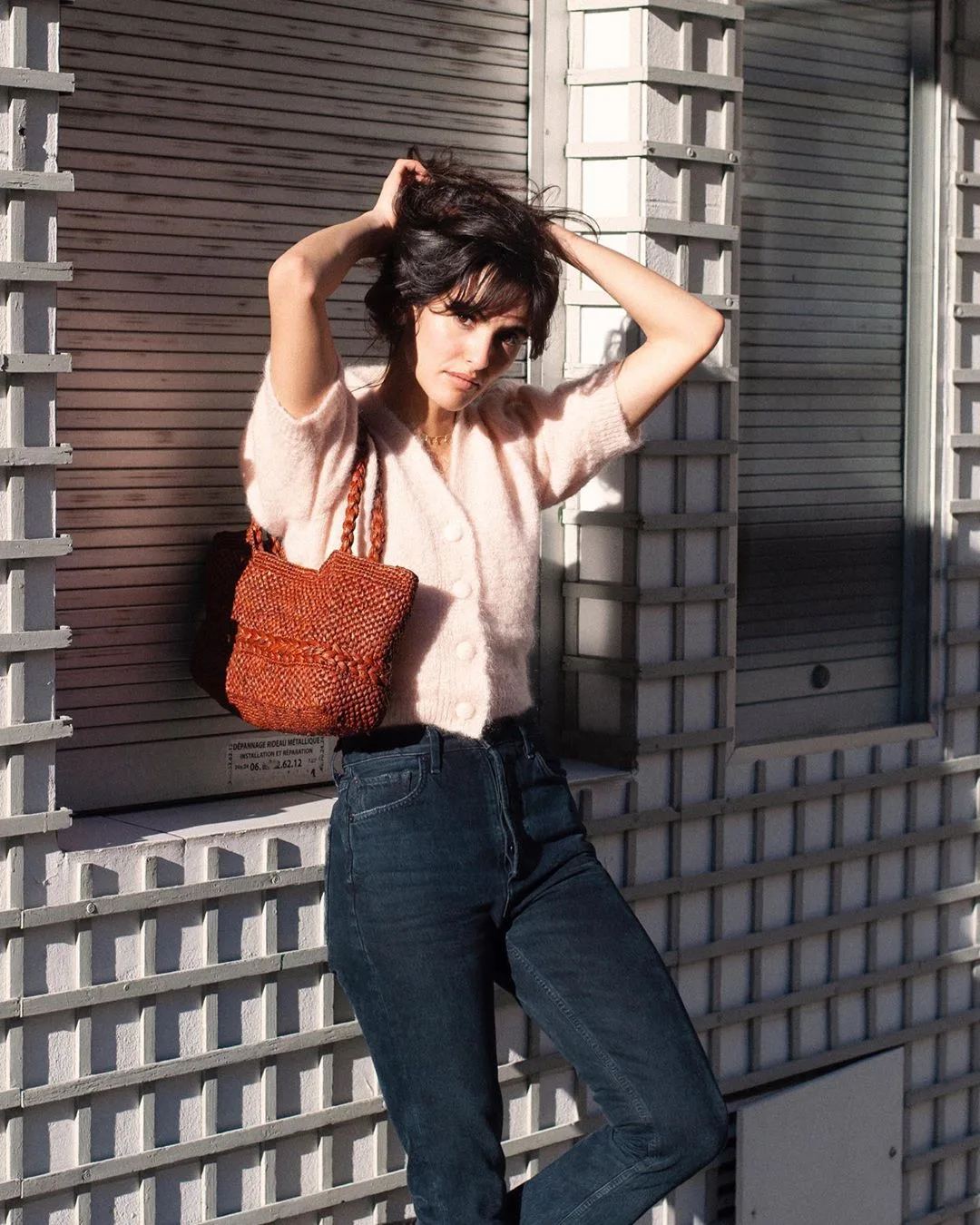 phối màu trung tính denim thời trang pháp