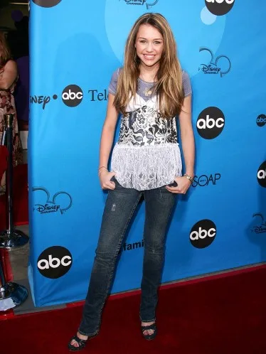 Hình ảnh Miley Cyrus năm 13 tuỏi