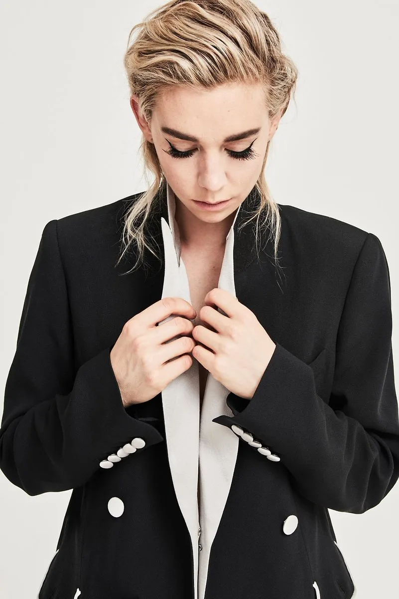 vanessa kirby 4