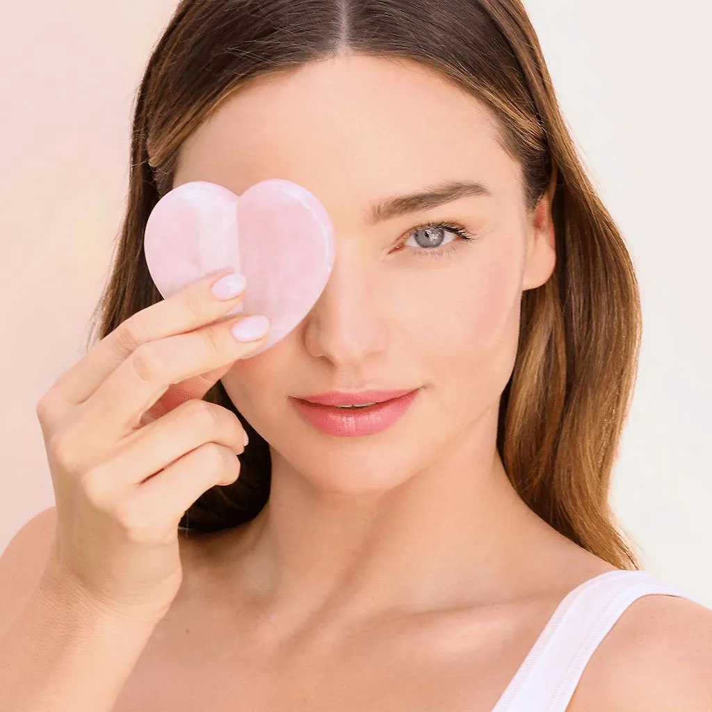 miranda kerr thạch anh hồng năng lượng tích cực