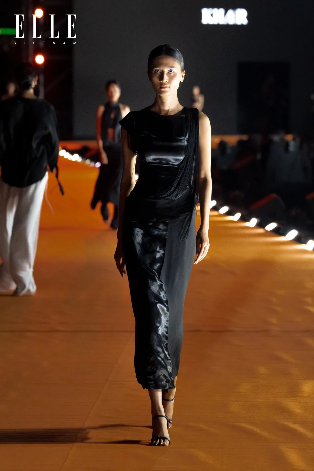 ELLE Fashion Show 2022 KHAAR BST Tóc look 5