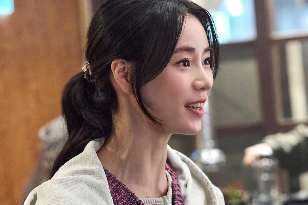 thời trang Lim Ji Yeon trong "Kẻ thù hoàng gia của tôi"