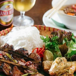 bun cha 5 sao elle vietnam