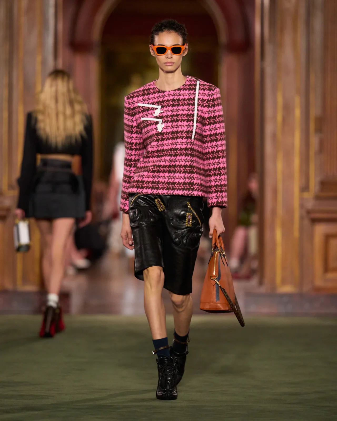 WOMEN_CRUISE_2027_Look_32