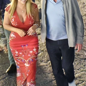 Mariah Carey đính hôn với tỷ phú người Úc James Packer