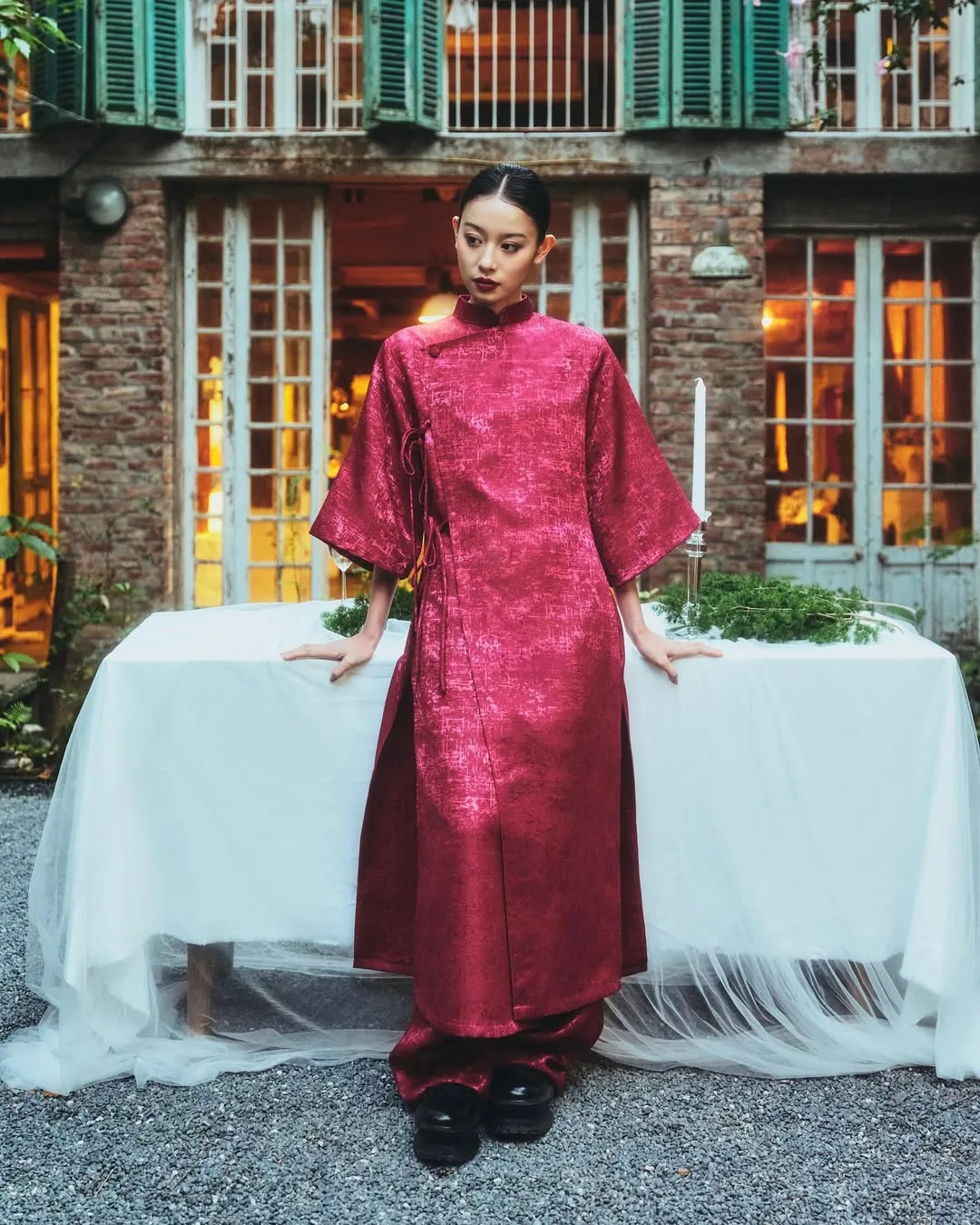 áo dài đỏ hopetobe_around