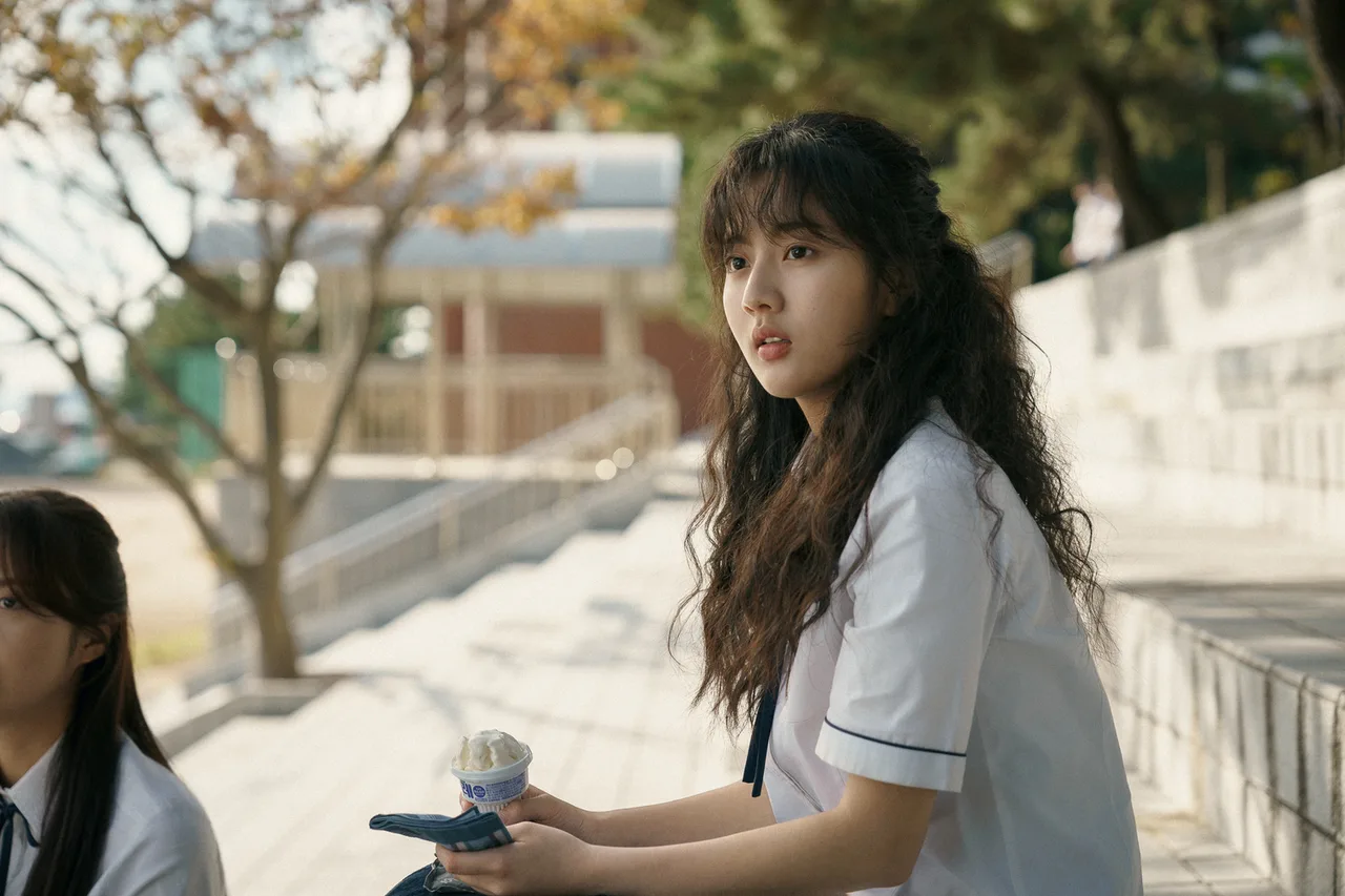 Park Se Ri (Shin Eun Soo) trong love untangled 2025