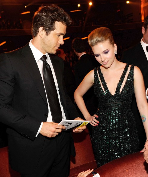 Scarlett Johansson tiet lo nguyen nhan li hon voi Ryan Reynolds – ellevn - 03