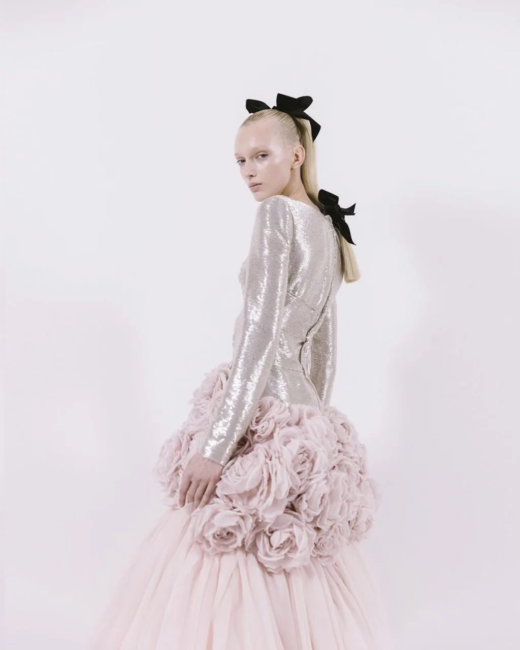 Giambattista Valli xu hướng nơ tóc