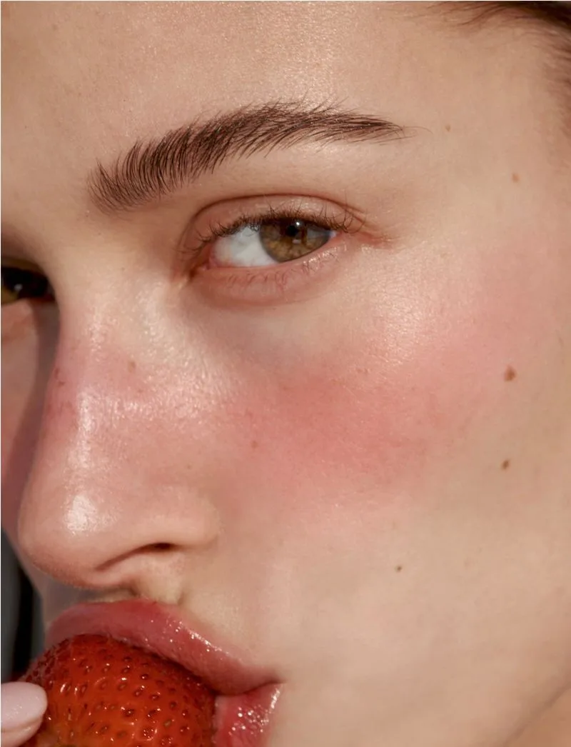 cẩm nang chăm sóc da với serum ha như hailey bieber