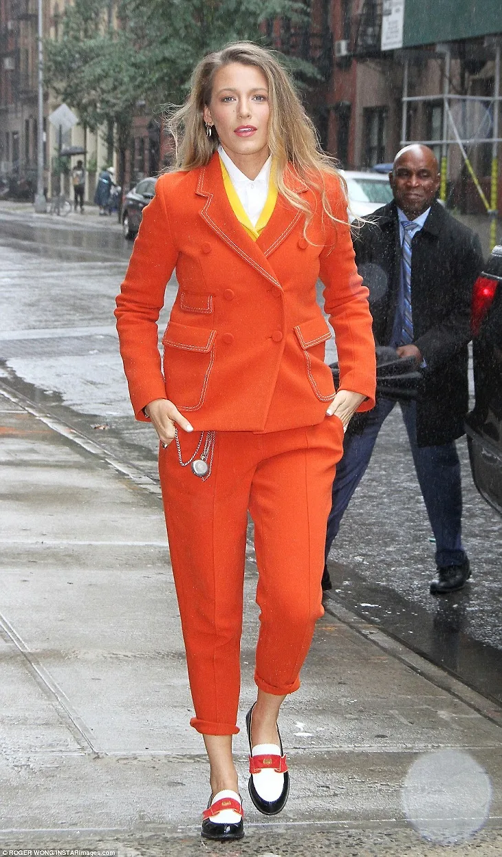 elle việt nam xu hướng màu sắc cam blake lively