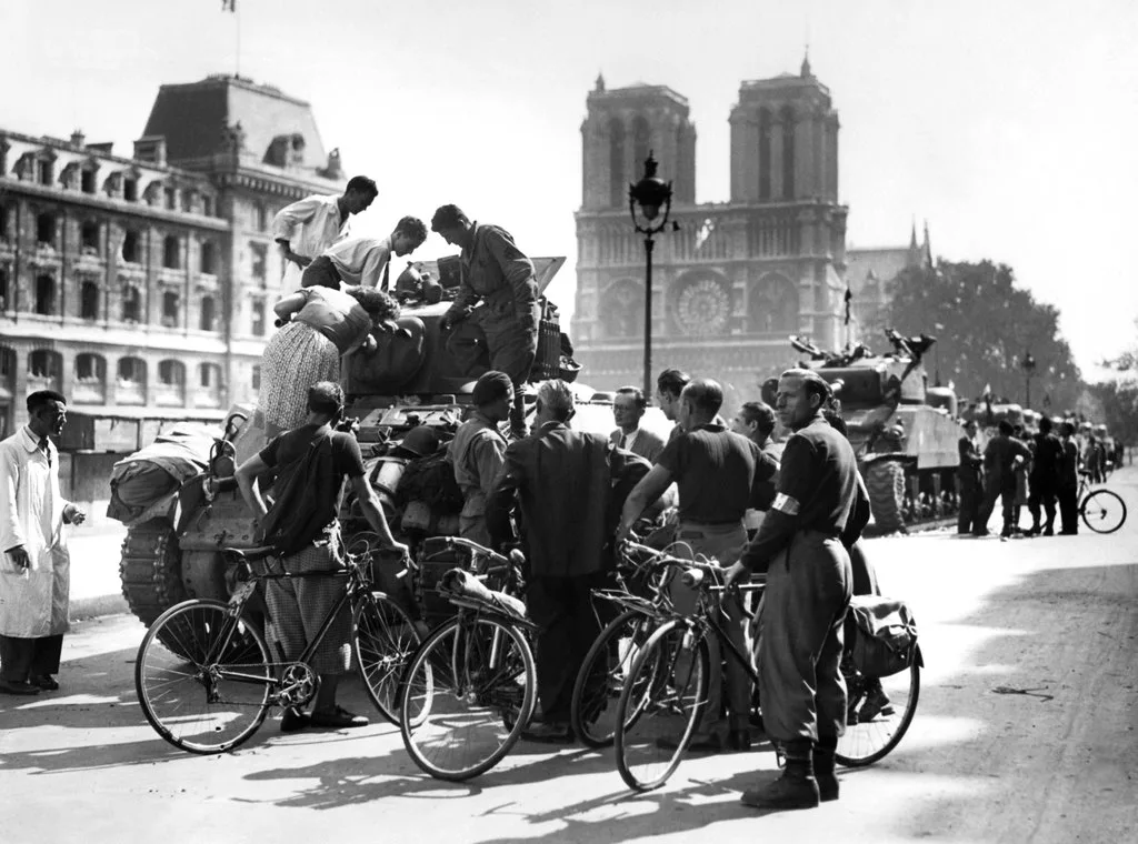 elle việt nam nhà thờ đức bà paris 05