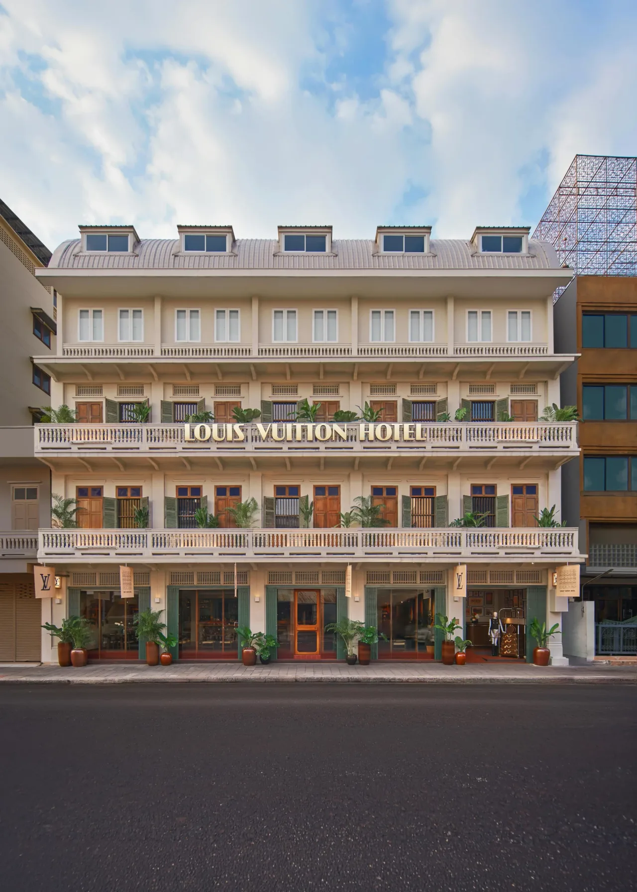 Louis Vuitton Hotel Pop-up tại Bangkok
