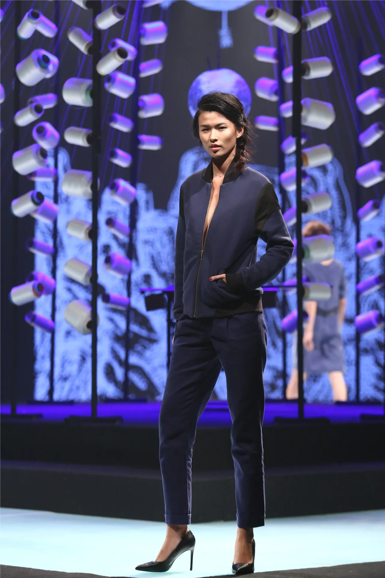 Linda Mai Phung ELLE Show 03