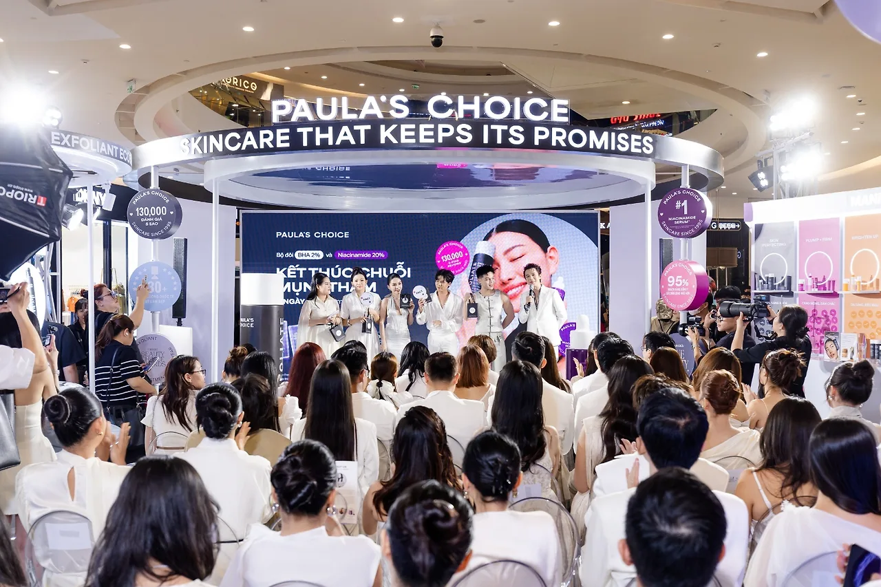 Không khí sôi động của buổi sự kiện của Paula's Choice
