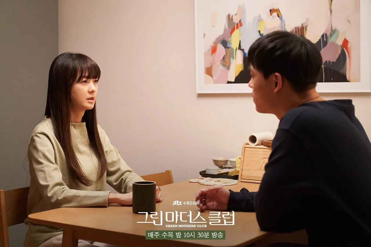 Eun Pyo là hiện thân người mẹ đầy phản kháng không phải bằng sự vùng vẫy kịch tính, mà bằng niềm tin.